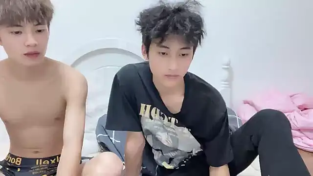 Snapshot of yangyang-2563 chatting on October 4, 3:10 pm yangyang-2563 online show from October 4, 3:10 pm