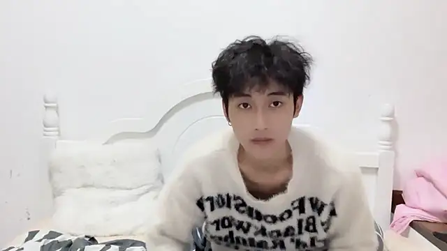 Snapshot of yangyang-2563 chatting on October 5, 12:47 pm yangyang-2563 online show from October 5, 12:47 pm