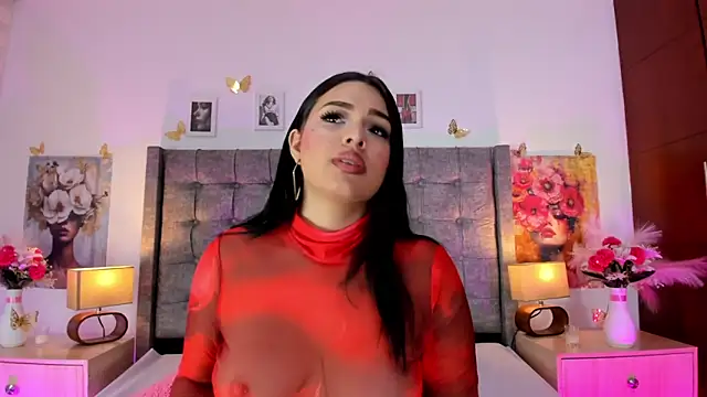 Snapshot of Linda_Fosterr chatting on May 18, 7:31 pm Linda Fosterr online show from May 18, 7:31 pm