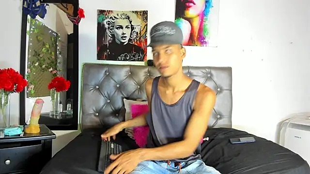 Snapshot of xxKamadevaxx chatting on November 8, 7:34 pm xxKamadevaxx online show from November 8, 7:34 pm