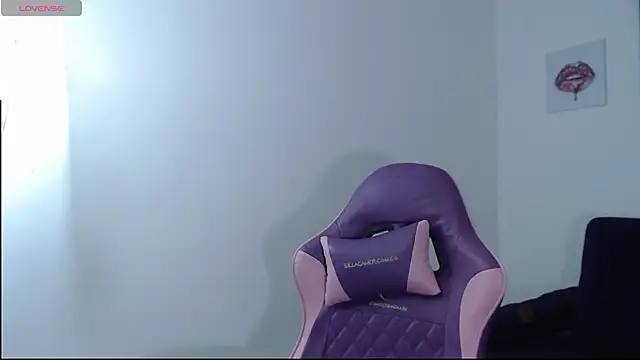 April Becker online show from January 16, 3:10 am