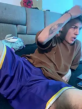 NaytonFreeman online show from January 6, 11:47 am