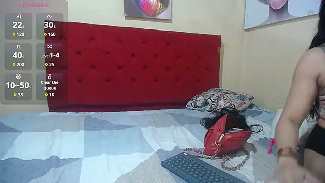 Snapshot of Anthonella_duran chatting on September 19, 2:29 pm Anthonella duran online show from September 19, 2:29 pm