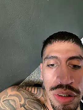 busnfatnutsLildee online show from April 10, 7:18 pm