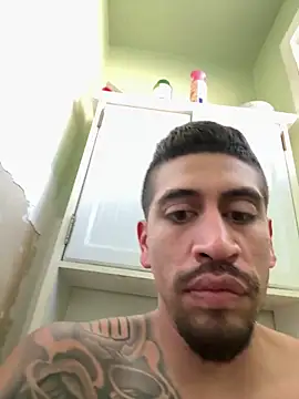 busnfatnutsLildee online show from May 25, 1:11 am