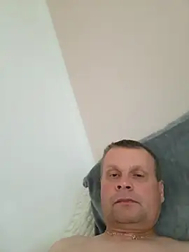 Snapshot of tygros11 chatting on November 1, 7:32 am tygros11 online show from November 1, 7:32 am