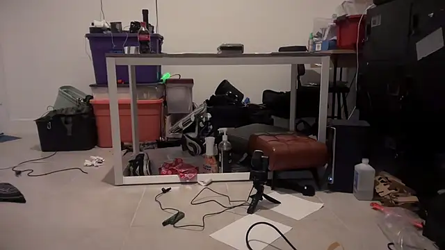 jasoncali305 online show from December 5, 3:20 pm