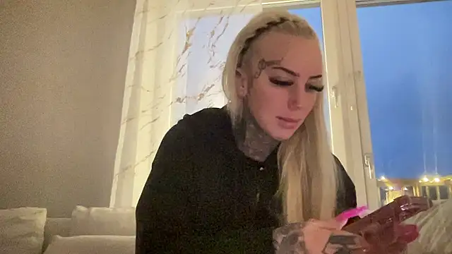 paulinaalatalo online show from January 13, 2:55 pm