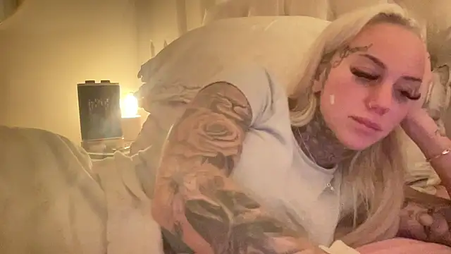 paulinaalatalo online show from March 29, 7:14 pm