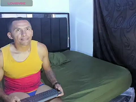 Snapshot of morenita_sexlove chatting on January 12, 7:30 pm morenita sexlove online show from January 12, 7:30 pm