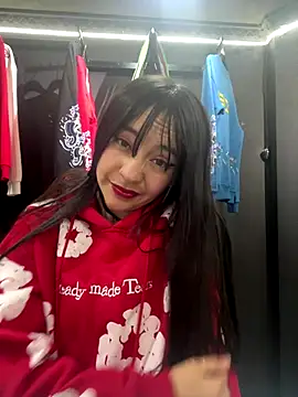 Wayne-and-Milu online show from November 25, 12:54 am