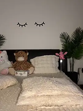 Snapshot of Andrestarr chatting on February 12, 6:40 pm Andrestarr online show from February 12, 6:40 pm