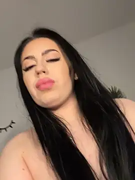 Snapshot of Andrestarr chatting on March 1, 8:10 pm Andrestarr online show from March 1, 8:10 pm