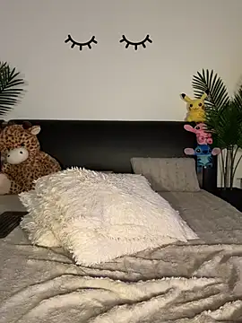 Snapshot of Andrestarr chatting on March 7, 10:10 pm Andrestarr online show from March 7, 10:10 pm
