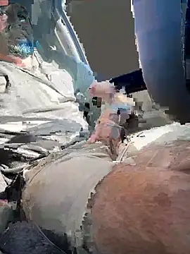 Snapshot of skip69xxx chatting on October 1, 10:38 pm skip69xxx online show from October 1, 10:38 pm