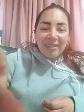 Snapshot of alexiaystive3 chatting on December 18, 2:12 pm alexiaystive3 online show from December 18, 2:12 pm