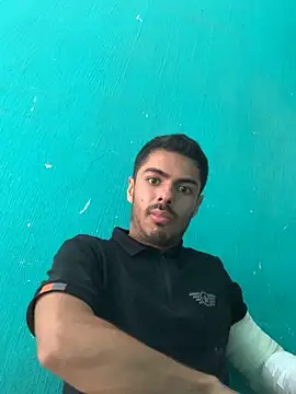 Snapshot of Antoniocogelon chatting on October 24, 4:58 pm Antoniocogelon online show from October 24, 4:58 pm