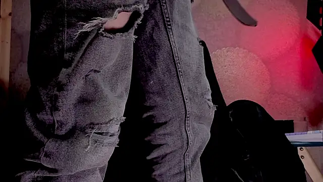 Vincent Hardman online show from February 20, 8:09 pm