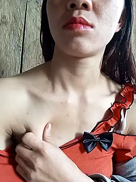 bonnie-00 online show from October 9, 1:14 am