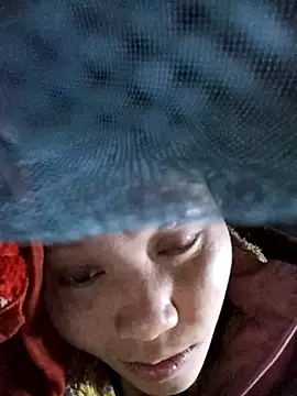 Snapshot of bonnie-00 chatting on January 15, 3:49 pm bonnie-00 online show from January 15, 3:49 pm