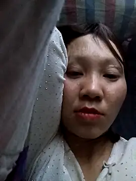 bonnie-00 online show from April 4, 3:42 pm