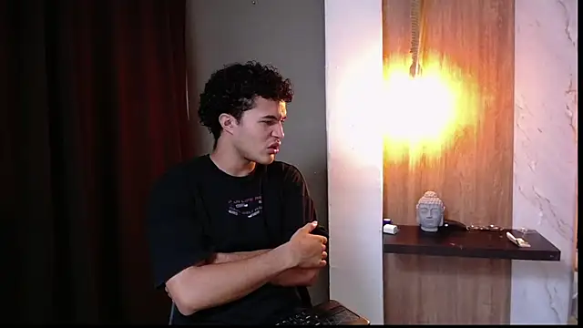 Snapshot of fire_drako_ chatting on September 27, 4:39 am fire drako online show from September 27, 4:39 am