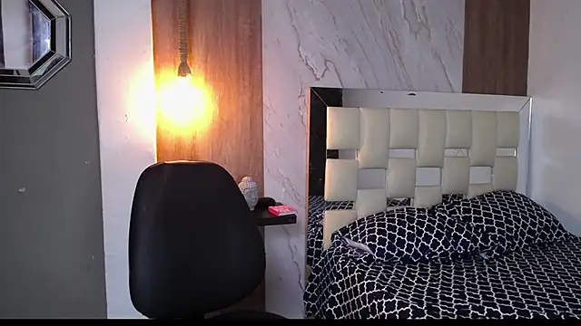 Snapshot of fire_drako_ chatting on October 12, 2:16 pm fire drako online show from October 12, 2:16 pm