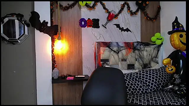 Snapshot of fire_drako_ chatting on October 22, 4:24 am fire drako online show from October 22, 4:24 am