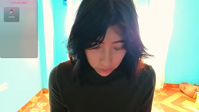 Sullyoonn online show from April 18, 1:59 pm