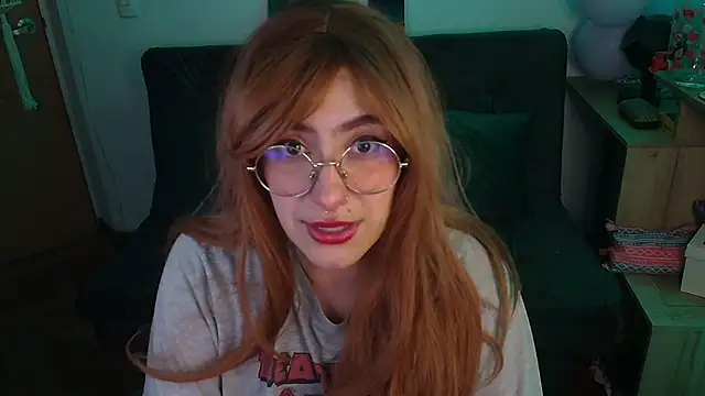 Miacatsito3 online show from November 21, 1:37 am