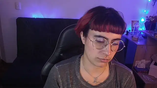 Miacatsito3 online show from March 25, 9:15 am