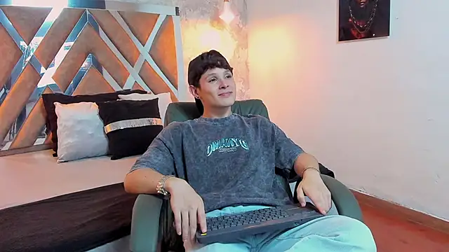 kraven lust online show from October 4, 3:15 am