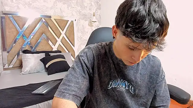 kraven lust online show from February 12, 3:12 am