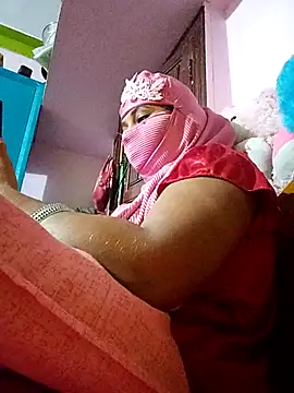 Snapshot of TAMI_KAYAL chatting on November 24, 5:01 pm TAMI KAYAL online show from November 24, 5:01 pm