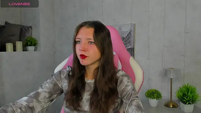 Snapshot of Amanda_Reedd chatting on October 1, 1:00 am Amanda Reedd online show from October 1, 1:00 am