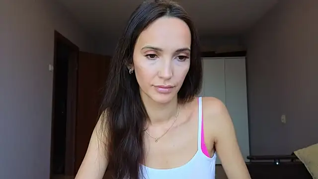 Snapshot of Lillian-Clark chatting on October 22, 8:03 am Lillian-Clark online show from October 22, 8:03 am