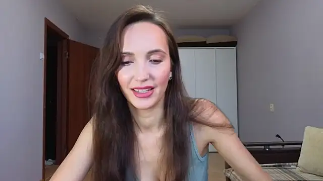 Snapshot of Lillian-Clark chatting on November 24, 9:31 am Lillian-Clark online show from November 24, 9:31 am