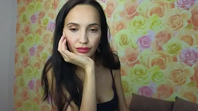 Snapshot of Lillian-Clark chatting on December 1, 11:26 am Lillian-Clark online show from December 1, 11:26 am