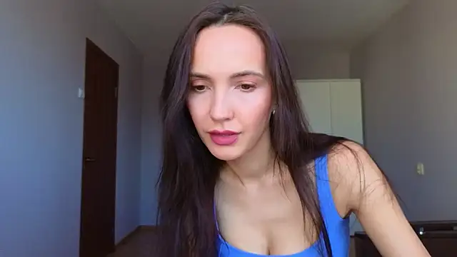 Lillian-Clark online show from February 19, 9:38 am