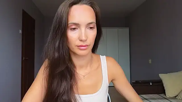 Lillian-Clark online show from April 7, 6:47 am