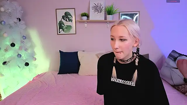 evlica online show from January 13, 2:22 pm