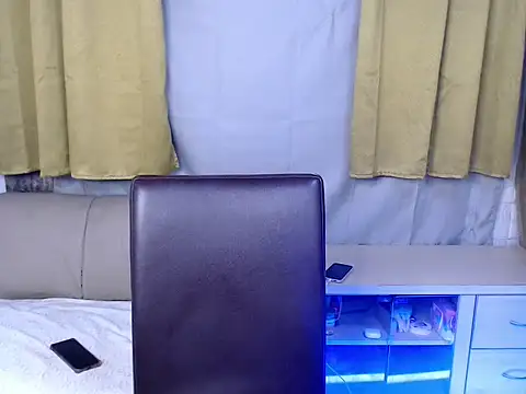 Snapshot of mr_chandy chatting on September 15, 10:54 pm mr chandy online show from September 15, 10:54 pm