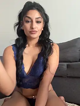 Snapshot of Mia_spicyy chatting on June 6, 8:52 am Mia spicyy online show from June 6, 8:52 am