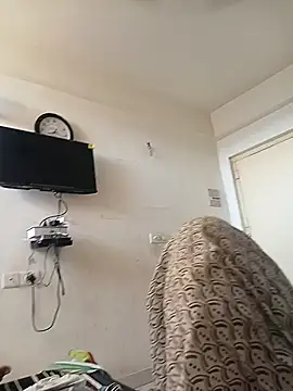 meenahotdarling online show from September 23, 2:47 am