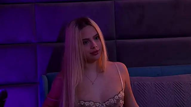 YssabelFox online show from November 16, 4:12 pm