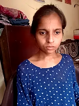 Saloni-Gupta online show from October 22, 7:08 am