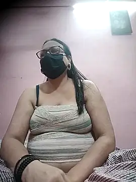 Snapshot of thehotlady chatting on September 27, 5:12 am thehotlady online show from September 27, 5:12 am