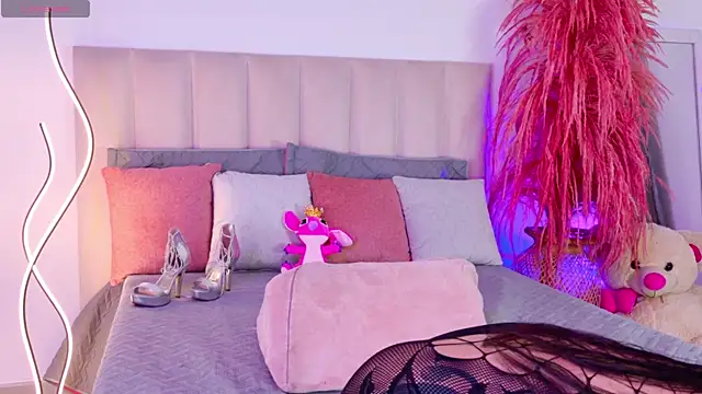 Snapshot of sofiawalker chatting on September 22, 7:27 pm sofiawalker online show from September 22, 7:27 pm