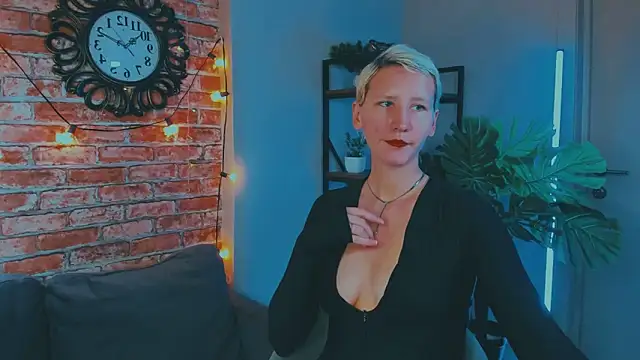 Kim Waite online show from October 2, 12:12 pm