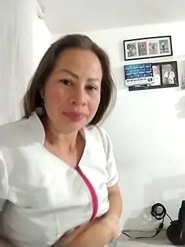 Snapshot of LaraCaliente chatting on October 16, 9:10 am LaraCaliente online show from October 16, 9:10 am